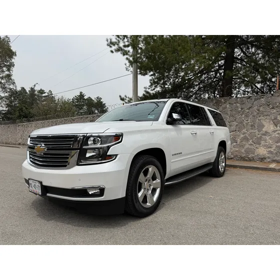 Chevrolet Suburban 5.3 Ltz 4x4 Mt