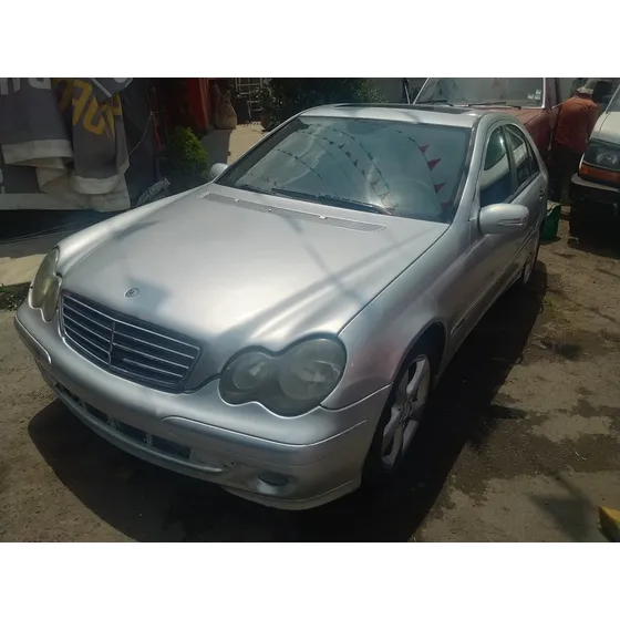 Mercedes-benz Clase C 3.2 320 Elegance V6 At
