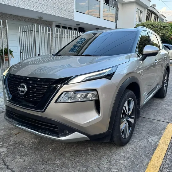 Nissan X-trail E-power 2025 1.5 Exclusive E-4orce