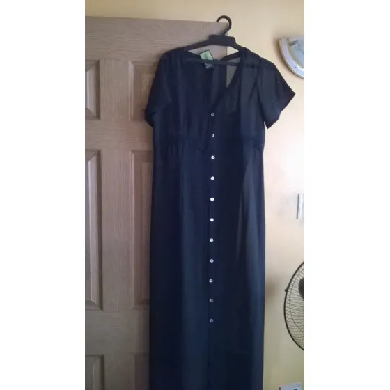 Vestido Negro Largo Manga Corta Talla M Us $15,00