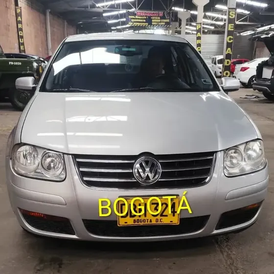 Volkswagen Jetta V 2009 2.0 Trendline