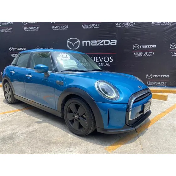 Mini Cooper Classic 5 Puertas At