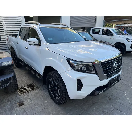 Nissan Np300 Frontier 2.5 Le Diesel Aa 4x4 At