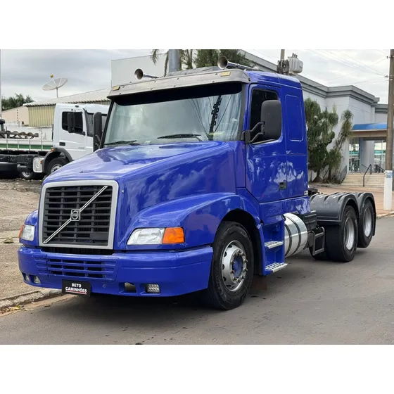 Volvo Nh12 380 6x2 - Manual