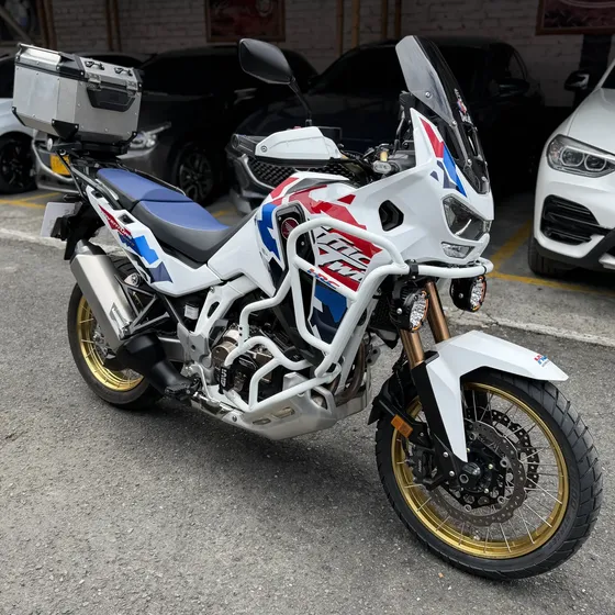 Africa Twin Adventure Sports Dct 2025