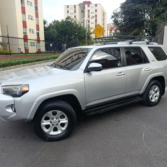 Toyota 4runner 2015 4.0 Sr5