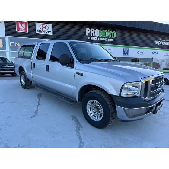 Ford F-100 3.9 Cab. Doble Xlt 4x2