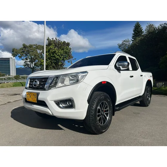 Nissan Frontier Np300 2.5 Mt Diesel 4x4