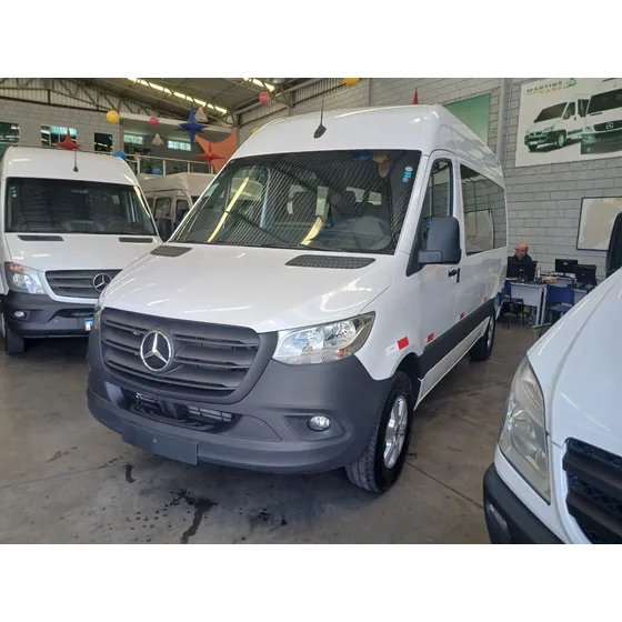 Mercedes-benz Sprinter Van Sprinter 417 2025 Teto Alto 16 Lugares Bancada Executiva!