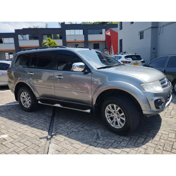Mitsubishi Nativa 3.5l