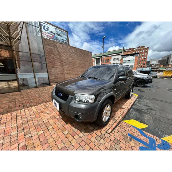 Ford Escape 3.0 Xlt