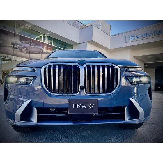 Bmw X7 4.4 V8 M60i
