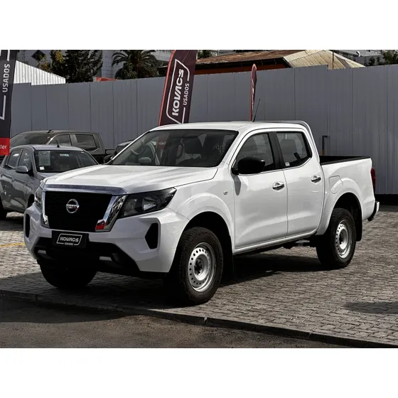 Nissan Navara Navara D Cab Mt 4x4 2.3