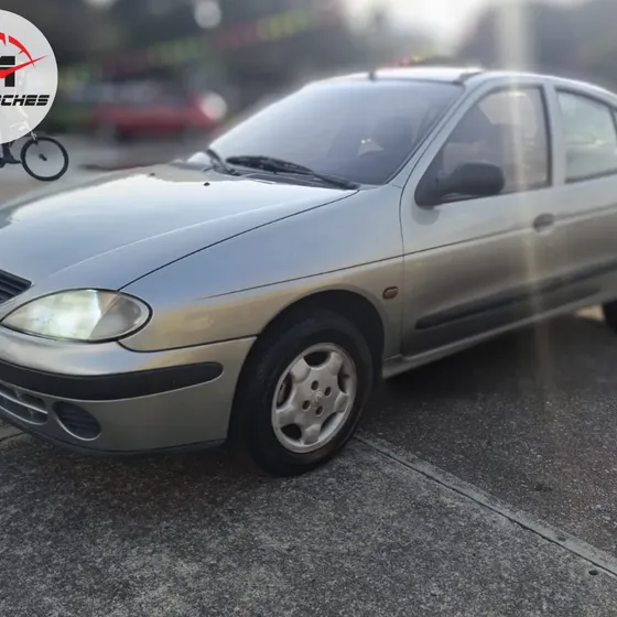 Renault Megane 2000 1.4 Mecánico Con Aire