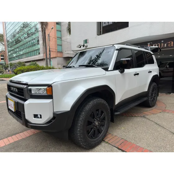 Toyota Land Cruiser Prado 2.4 First Edition At8