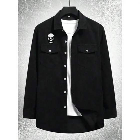 Camisa Gruesa De Pana Con Parche De Calavera. Aesthetic Goth