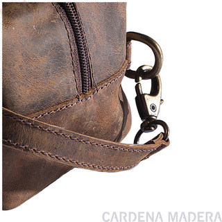 Necessaire Couro Cardena Madera Personalizada E Impermeável Cor Amarelo Desenho Do Tecido Liso Necessaire Couro Cardena Madera Personalizada E Impermeável Cor Amarelo Desenho Do Tecido Liso