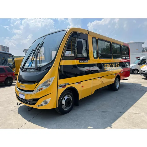 Micro Ônibus Iveco 70c17 30 Lugares 2019