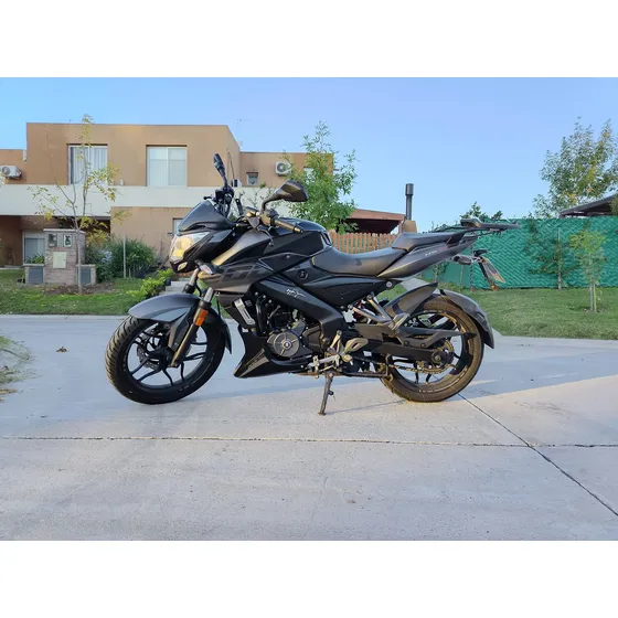 Rouser Ns 200 Como Nueva