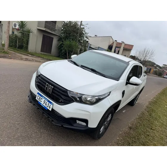 Fiat Strada 1.4 8v Freedom Cd