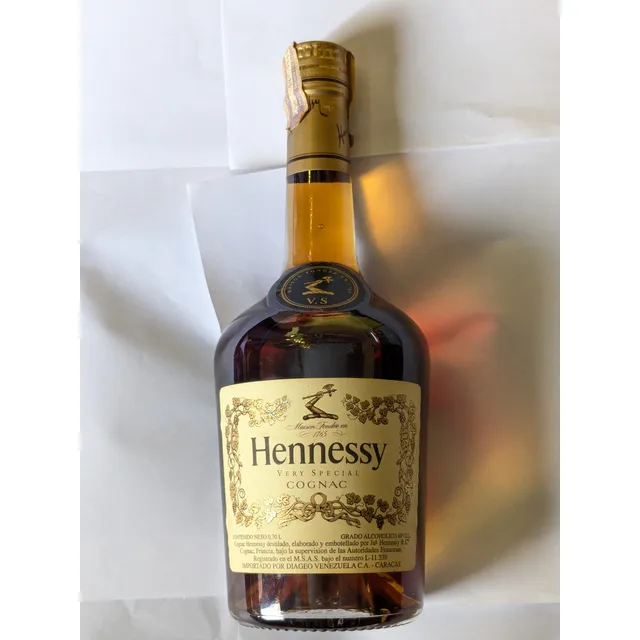 Se Vende Cognac Hennessy Very Special Francés