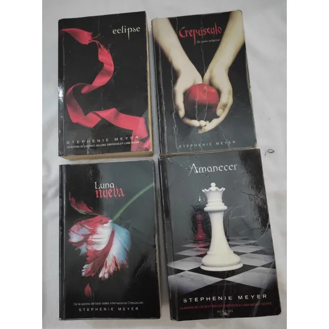 Libro Saga Crepúsculo De Stephenie Meyer