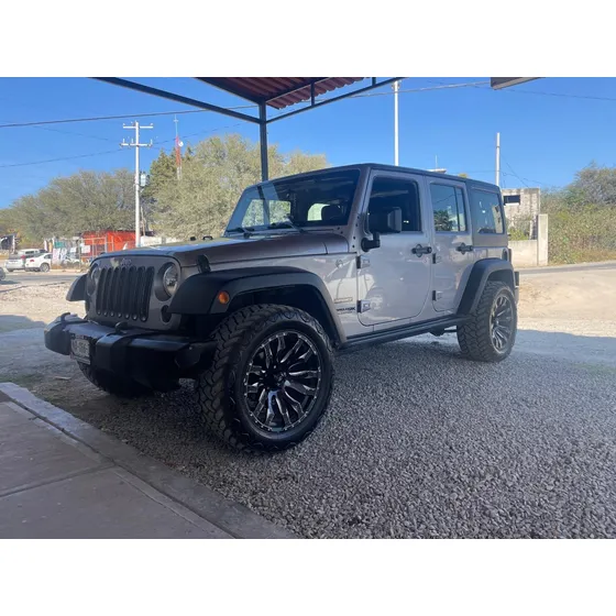 Jeep Wrangler 3.7 Unlimited Sport 3.6 4x4 At