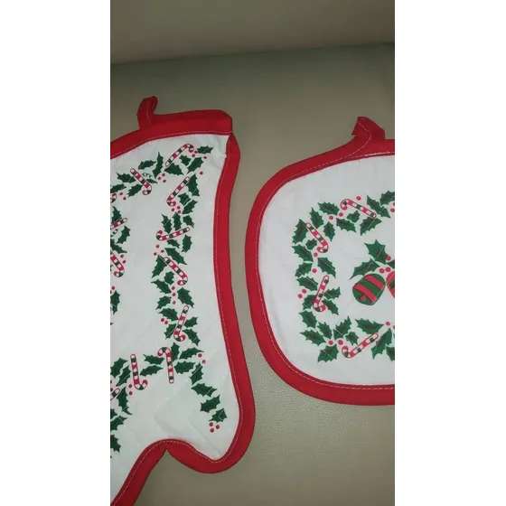 Agarraderos, Manoplas Y Delantales Con Diseño Navideño