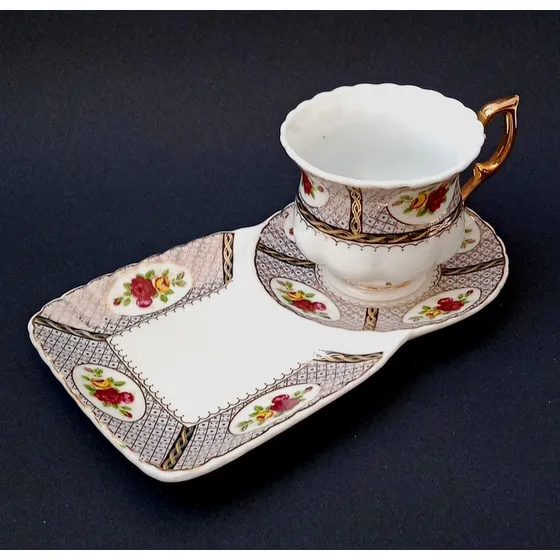 Coleccionable Taza Mediana En Plato Para Galletas Porcelana