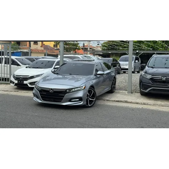 Honda Accord Sport 2.0t
