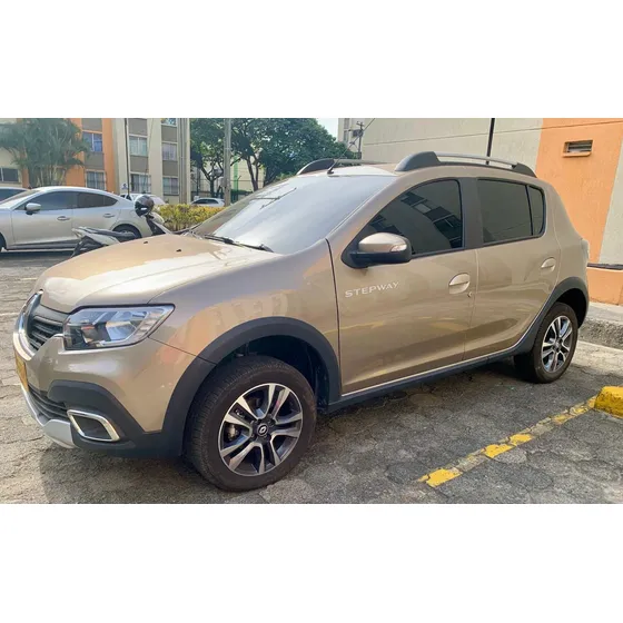 Renault Stepway 1.6 Intens