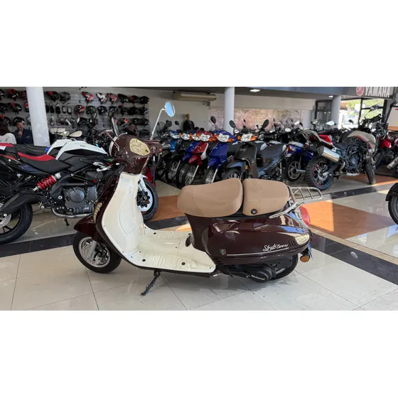Motomel Strato Euro 150 - Mod. 2018