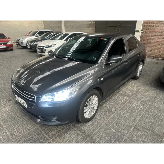 Peugeot 301 1.2 Active N1