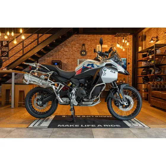 Bmw F 900 Gs Adventure. Roshaus Motorrad.  Permutas. 