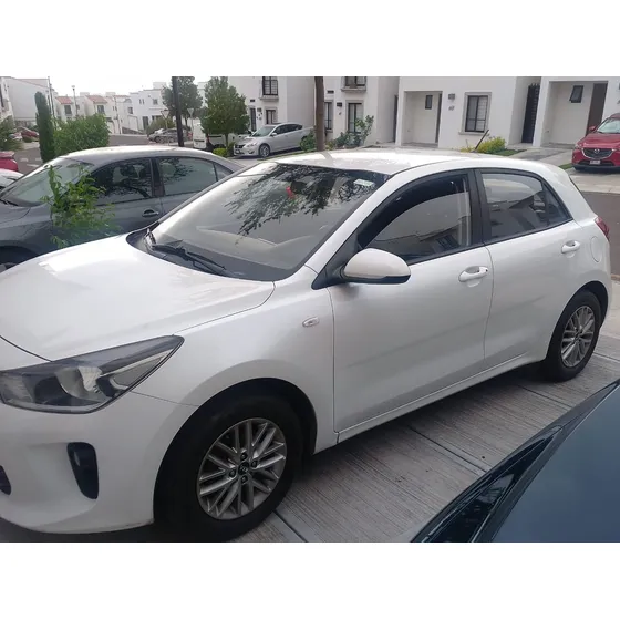 Kia Rio 1.6 Lx Hchback At