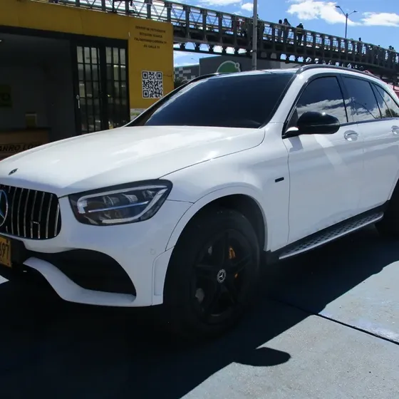 Mercedes-Benz Clase Glc 2021 300 E 4matic 4x4 2.0 Hibrida At Aa