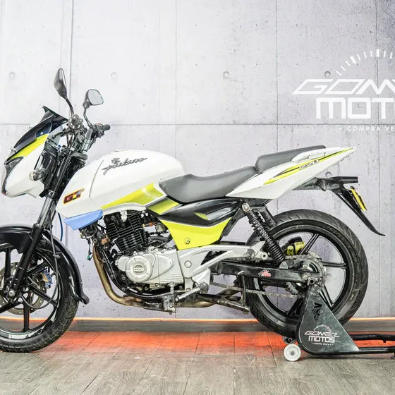 Bajaj Pulsar 220 Ss 2013