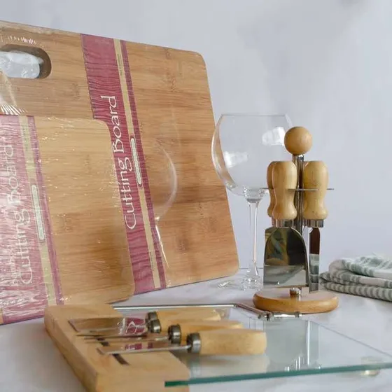 Tabla Para Quesos Con Cuchillos