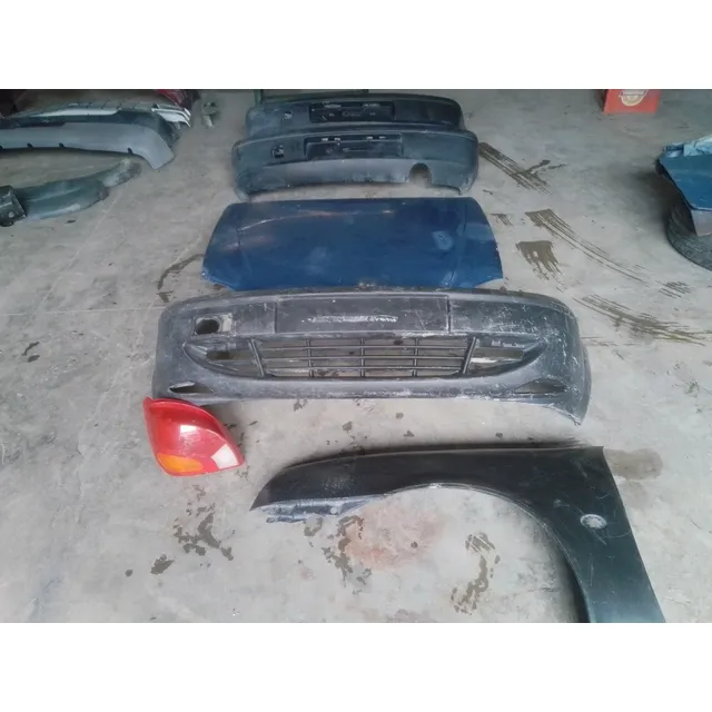 Repuestos Carrocería Ford Balita 2001 Usados