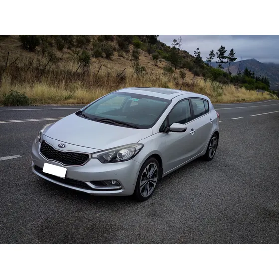 Kia Cerato 5 1.6 Ex Full 6at