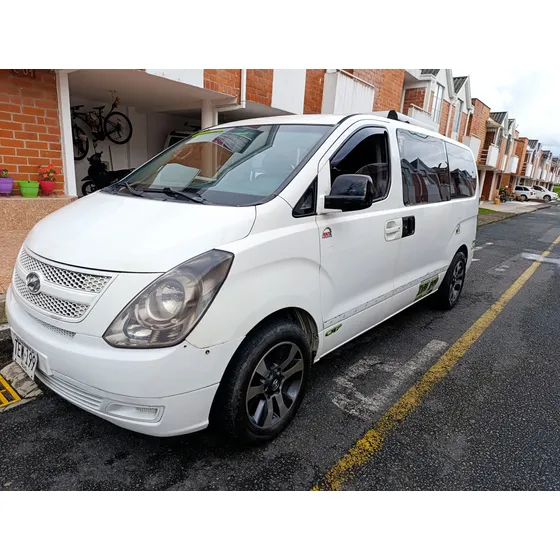 Hyundai Starex 2.5 H1