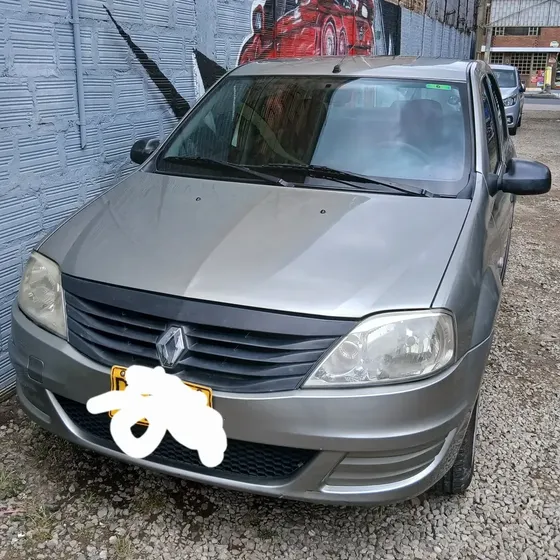 Renault Logan 2012 1.4 Entry Familier