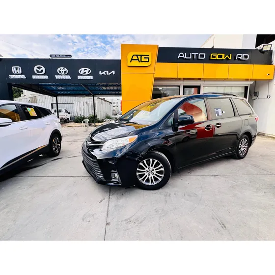 Toyota Sienna Xle
