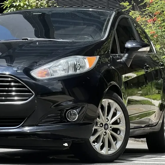 Ford Fiesta 2017 1.6 Hatchback Titanium