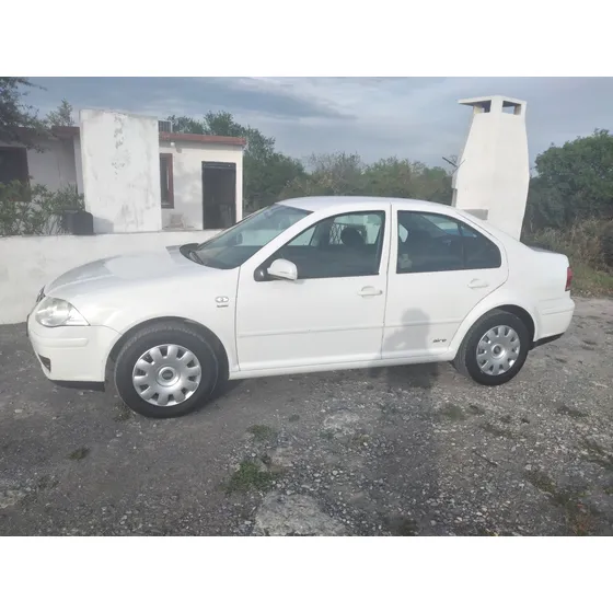 Volkswagen Jetta 2.0 Gli Mt