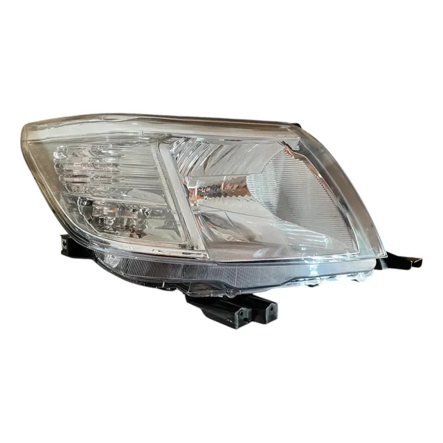 Faro Derecho Toyota Hilux 2012 A 2015