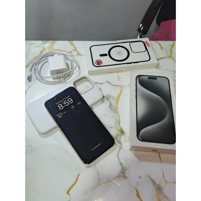 iPhone 15 Pro Max Como Nuevo, Caja Y Accesorios.