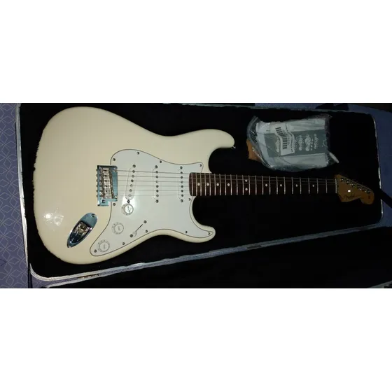 Fender Stratocaster American Standard, Con Amp Feder Valvul