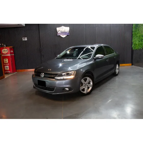 Volkswagen Vento 2.5 Luxury 170cv Tiptronic