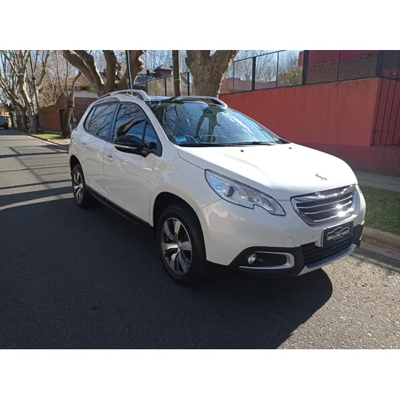 Peugeot 2008 1.6 Feline Tip